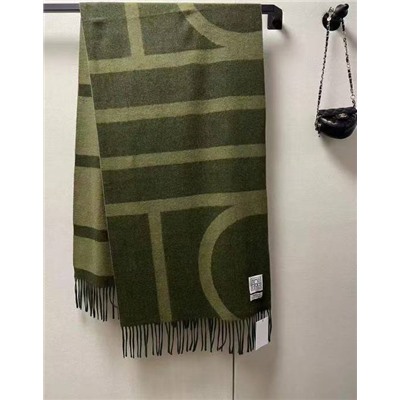 Большой объемный шарф-палантин  Totem*e