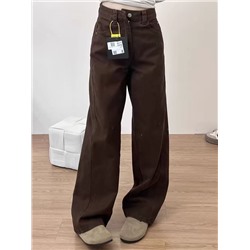 Женские джинсы интересного покроя  В коричневом цвете