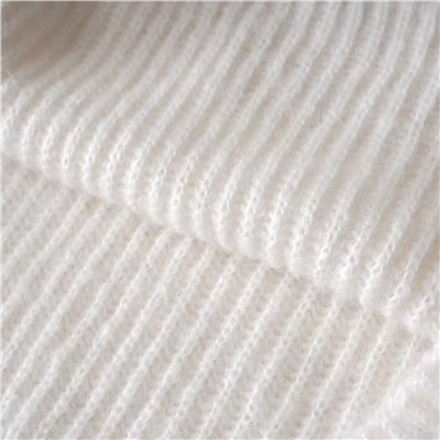 Женский вязаный пуловер Mang*o с V-образной горловиной