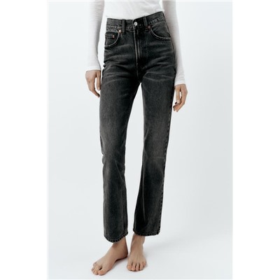 HIGH-RISE STRAIGHT-FIT TRF JEANS
