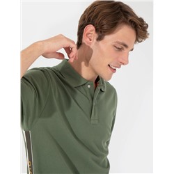 Haki Regular Fit Yandan Çizgili Polo Yaka Tişört