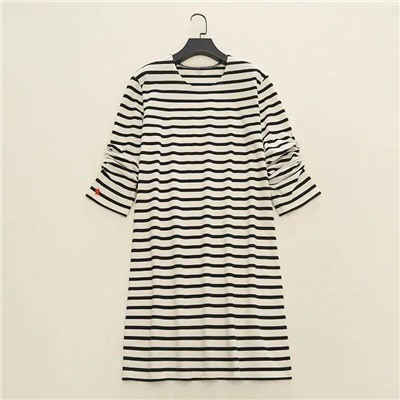 Повседневное трикотажное платье Tor*y Burc*h