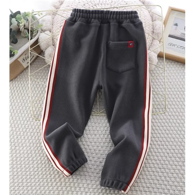 Спортивные штаны