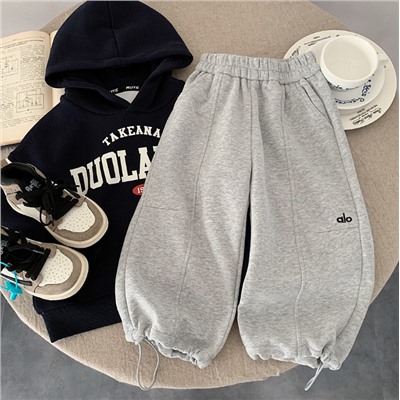 Спортивные штаны. материал: 61% хлопок 39% полиэстер