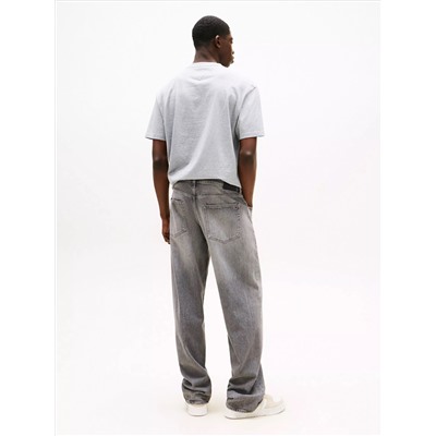 Tommy Jeans Loose Fit Straight Leg Jean