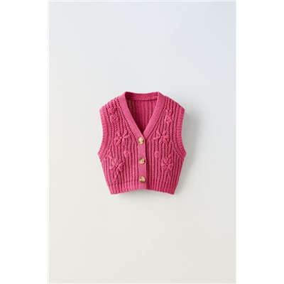 CHENILLE FLORAL KNIT VEST