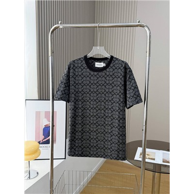 Футболка просто с монограммой    КОУ*Ч