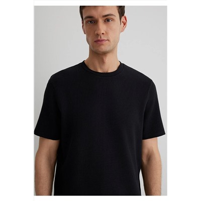 Mavi Dokulu Siyah Basic Tişört Regular Fit / Normal Kesim 0610277-900