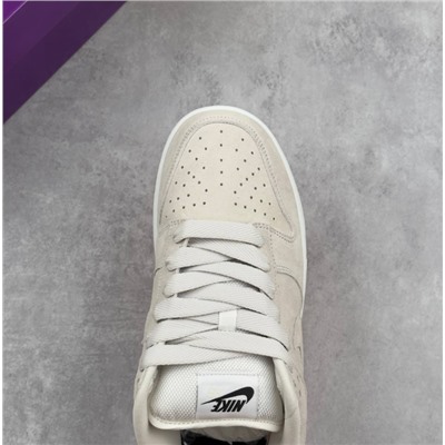 Nike SB Dunk Low PRO B