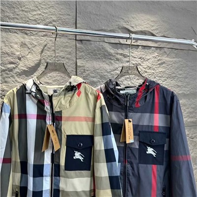 Осенняя куртка Burberry в классическом стиле Унисекс