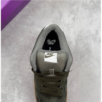 SB Dunk Low Pro