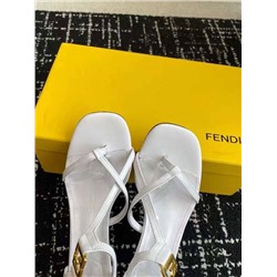 Шикарные босоножки   FEND*I  Реплика 1:1, от проверенной фабрики.  Верх из натуральной мягкой воловьей кожи, подошва - импортная итальянская кожа