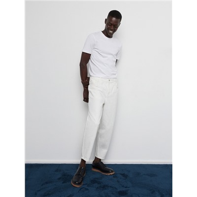 Weit geschnittene Barrel-Leg-Jeans
