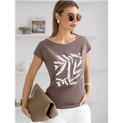 Нарядная футболка с серебристым принтом