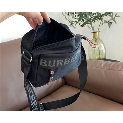 Удобная сумка унисекс  Burberr*y