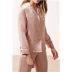 Розовая рубашка для подиума