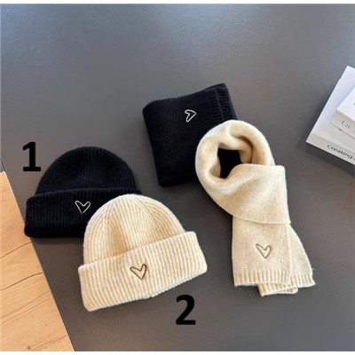 Шапка и шарф для мальчиков/девочек. Размер 2-10 лет