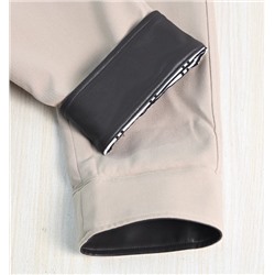 Женская элегантная изысканная куртка  с застежкой-молнией