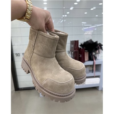 Зимние ботинки в оригинальном стиле  БАЛЕНСИАГ*А