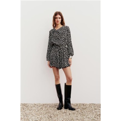 FEW ITEMS LEFT SHORT DRESS WITH A POLKA DOT PRINT