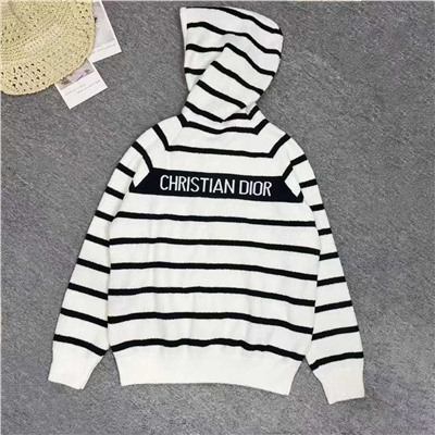 Вязаный кардиган на молнии с капюшоном и надписями на спине Dio*r