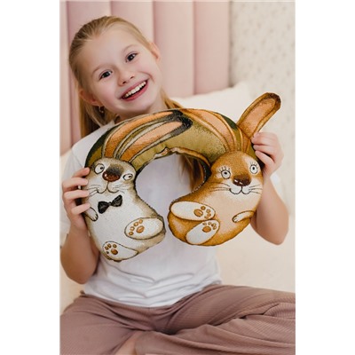 Подушка игрушка С любовью зайчата 30*40
