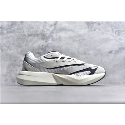 Кроссовки распродажа