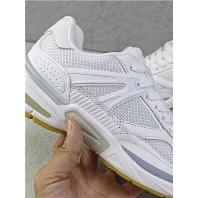 Женские кожаные кроссовки  ЗАР*А