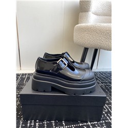 Стильные женские лоферы на толстой подошве, модель МЭР*И ДЖЕЙ*Н от АЛЕКСАНДР ВАН*Г