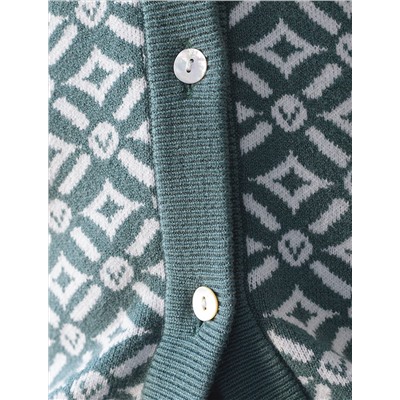 Жакет тонкой и эластичной жаккардовой вязки