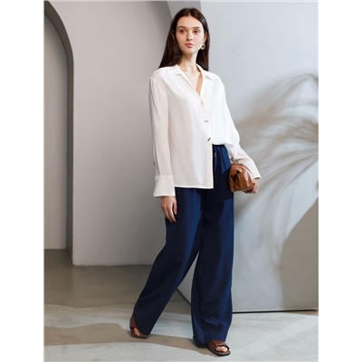 Блузка с широкими манжетами из вискозы с лиоцеллом