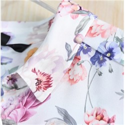 Летняя легкая рубашка из шифона с темным принтом спереди и рукавами-крылышками