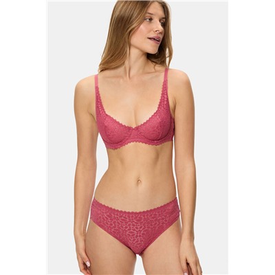 Braga clásica de encaje