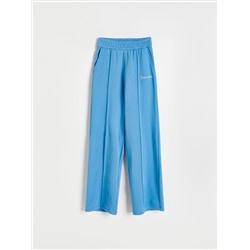 Hose mit weitem Bein im Sport-Stil