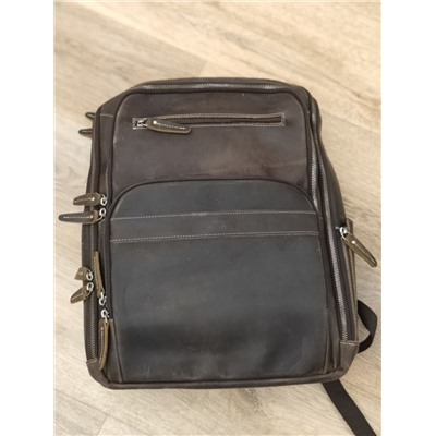 Рюкзак кожа, офигенный. Дорого, богато 👍👍👍