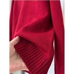 Классический женский свитер с высоким горлом