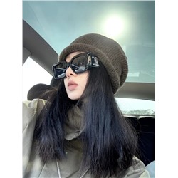 Легкая вязаная шапка унисекс со светоотражающей наклейкой логотипа бренда  AL*O