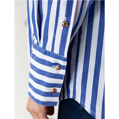 Блузка свободного силуэта с золотистыми пуговицами