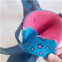 Теплые сапожки для девочки  У продавца на остатке небольшое количество 🧡  ✔️Водонепроницаемые с нескользящей резиновой подошвой