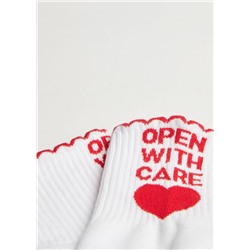Kurze Sportsocken mit Detail hinten