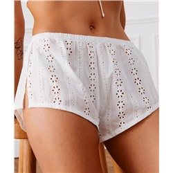 Pantalón corto de ganchillo