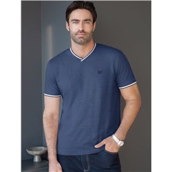 Футболка с V-вырезом из премиального хлопка с эластаном