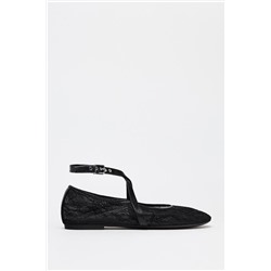 DOUBLE STRAP LACE BALLERINAS
