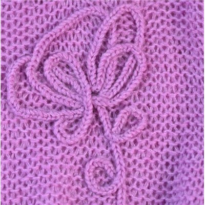 Мягкий и уютный вязаный свитер из ангольской шерстяной смеси