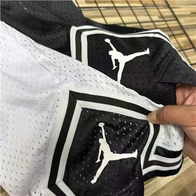 Спортивные шорты унисекс  Nik*e Ai*r Jorda*n