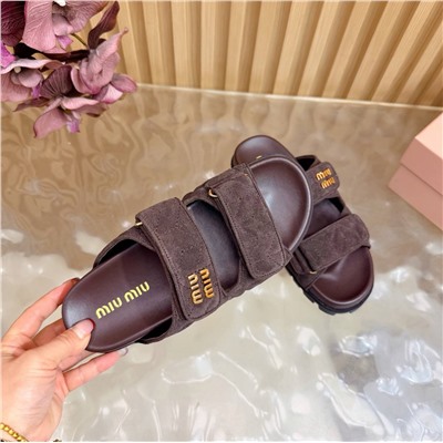 Женские замшевые шлепки  МИ* МИ*У