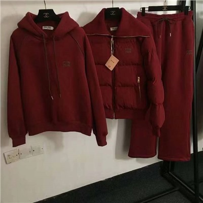 Костюм тройка