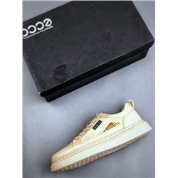 Кроссовки ECC*O