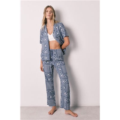 Pijama camisero largo manga corta estampado bandana azul