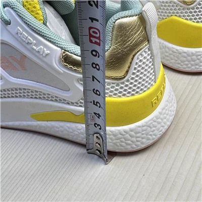 Детские кроссовки, экспорт  РЕПЛЭ*Й